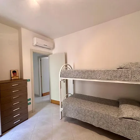 A 20mt Dal Mare E A 20mt Dal Centro Storico Apartment *